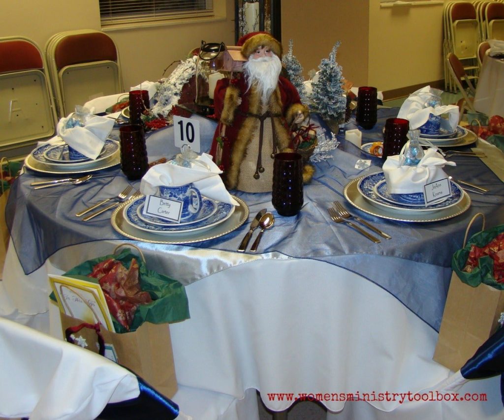 blue christmas table